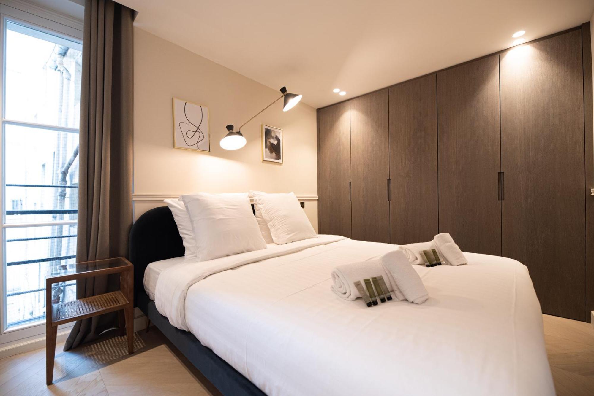 Mbm - Luxury Home In Marais Париж Стая снимка