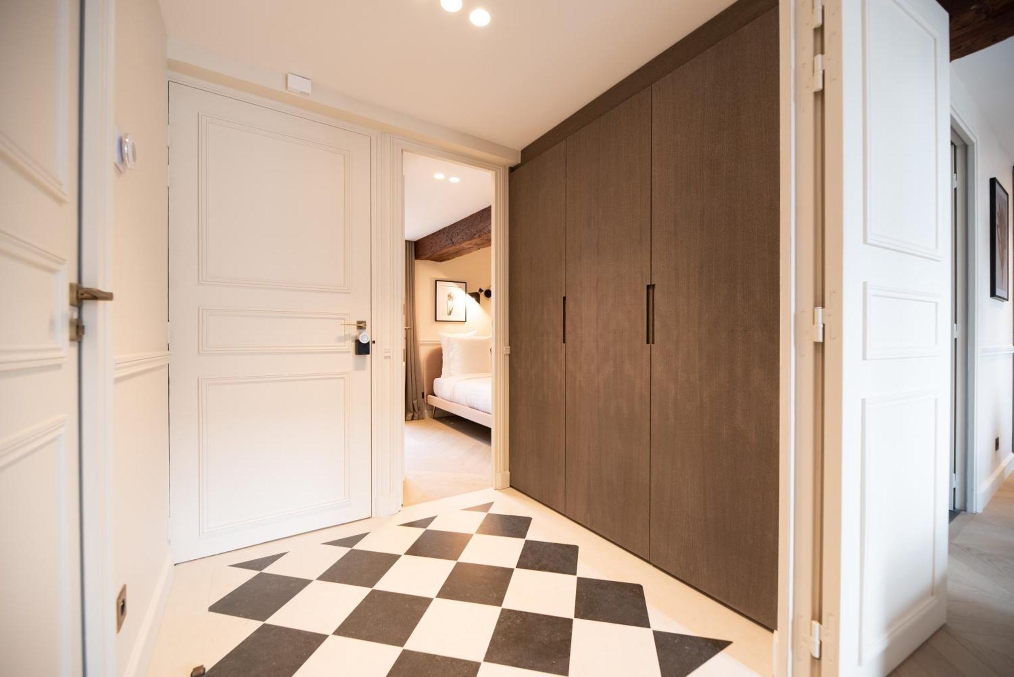 Mbm - Luxury Home In Marais Париж Стая снимка