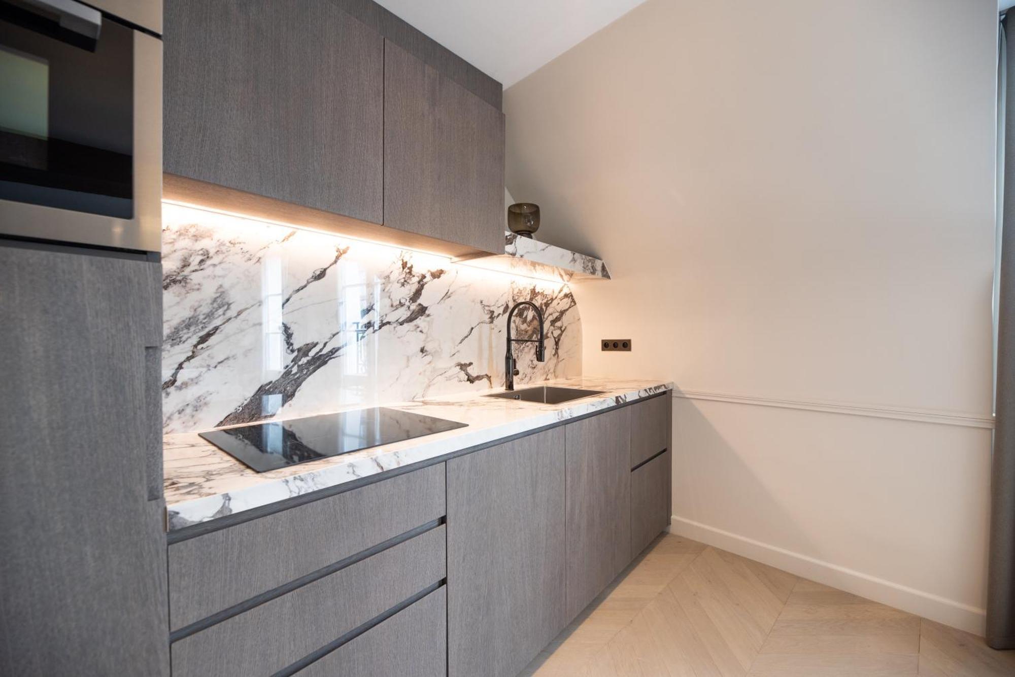 Mbm - Luxury Home In Marais Париж Стая снимка