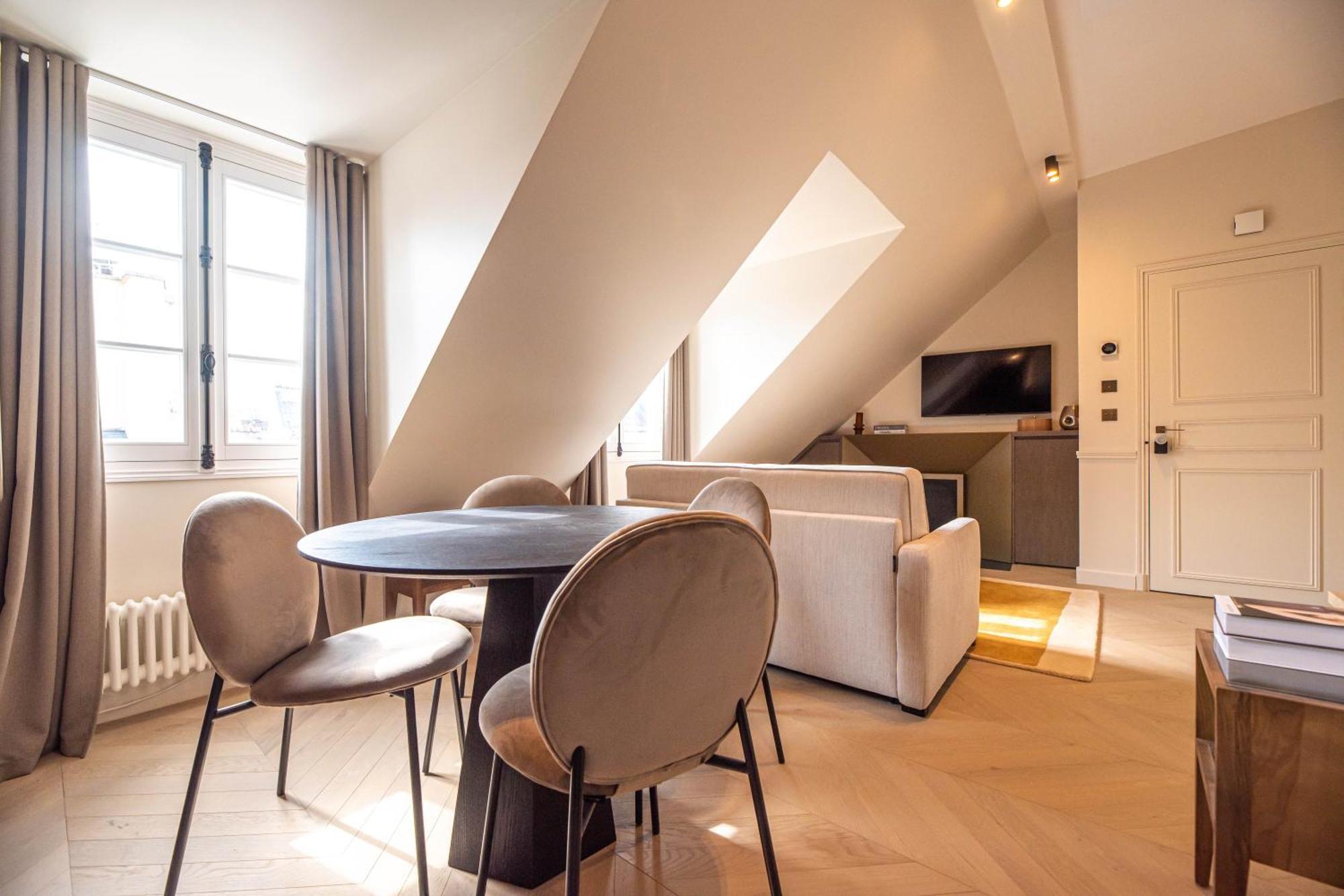 Mbm - Luxury Home In Marais Париж Стая снимка