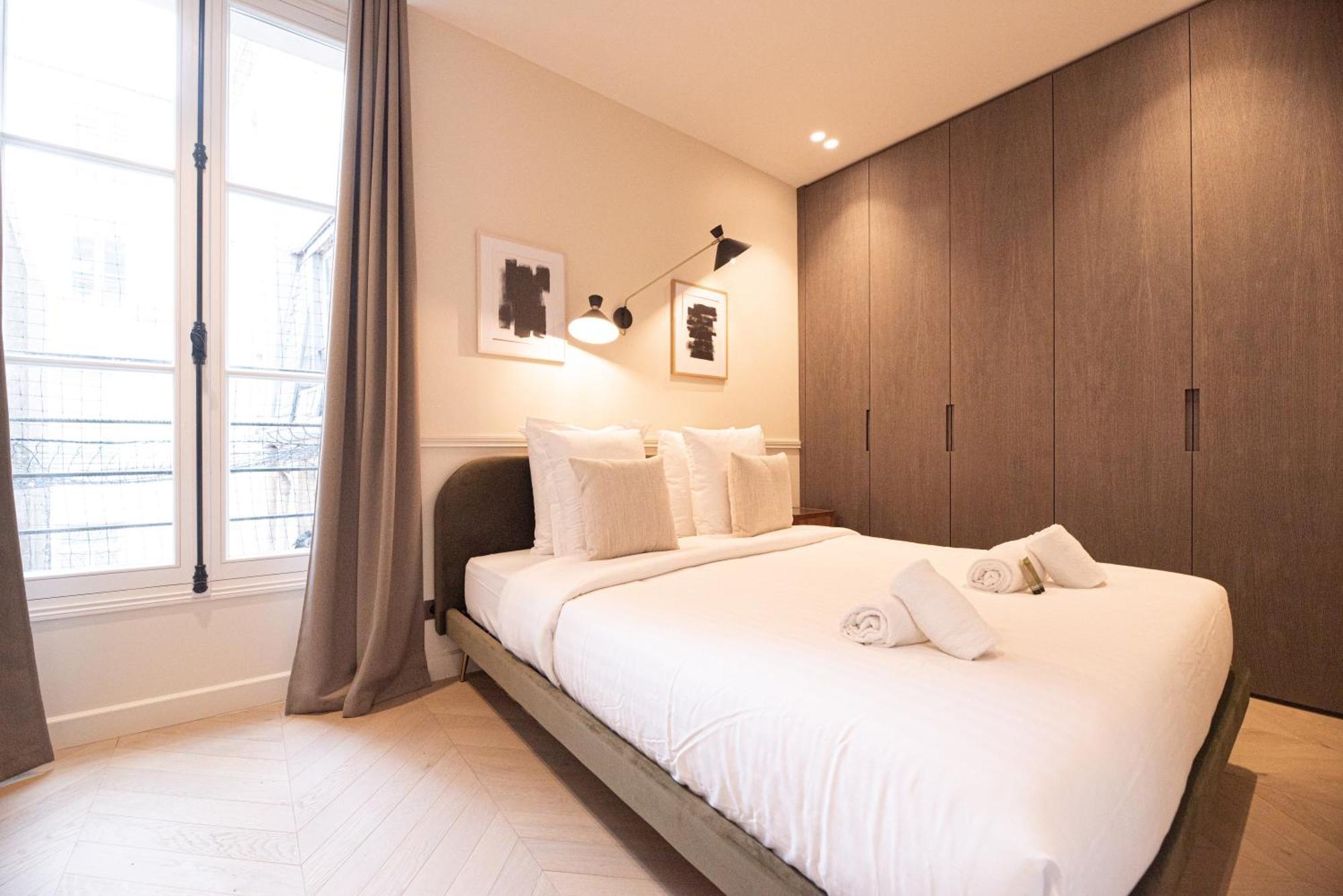 Mbm - Luxury Home In Marais Париж Стая снимка
