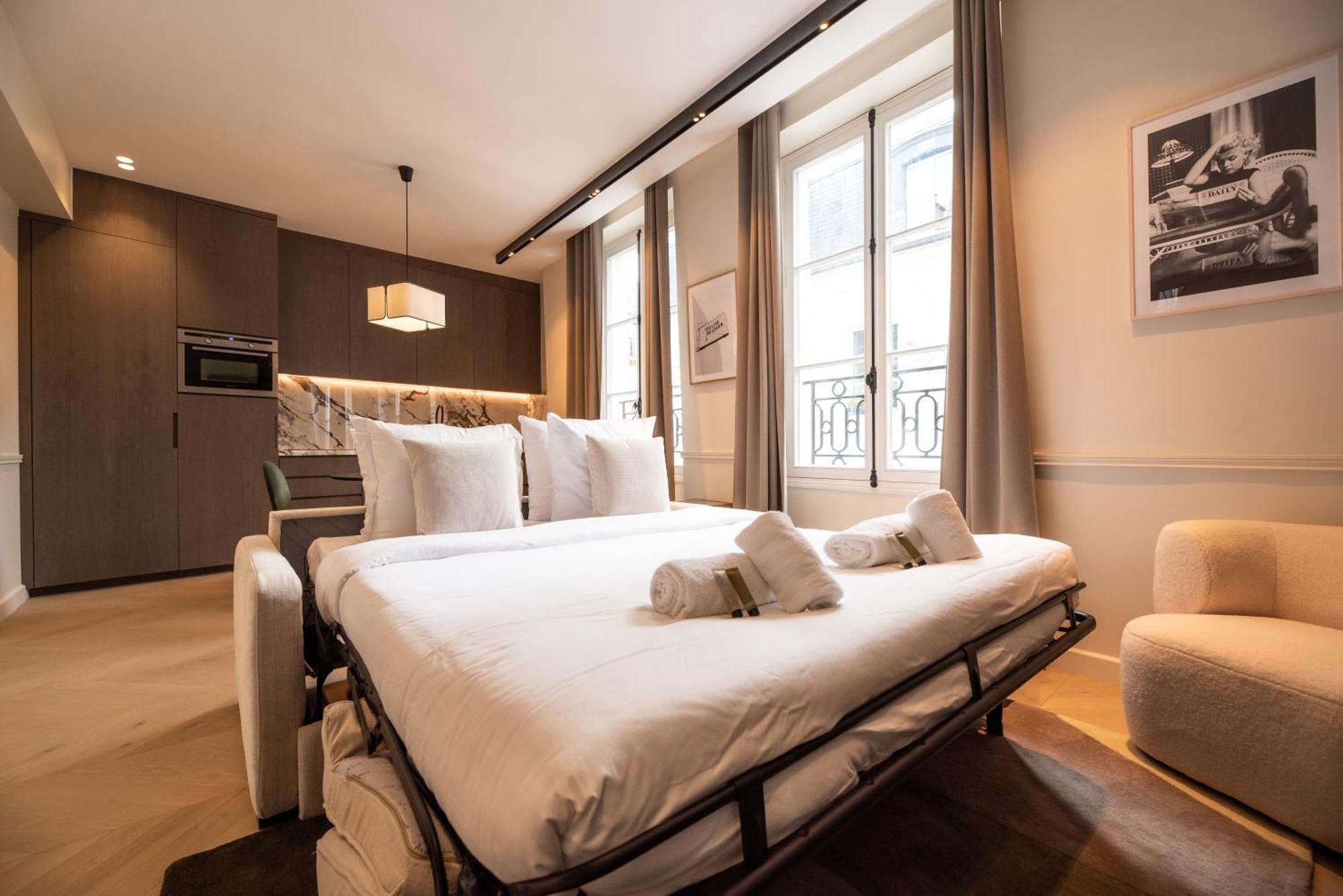 Mbm - Luxury Home In Marais Париж Стая снимка
